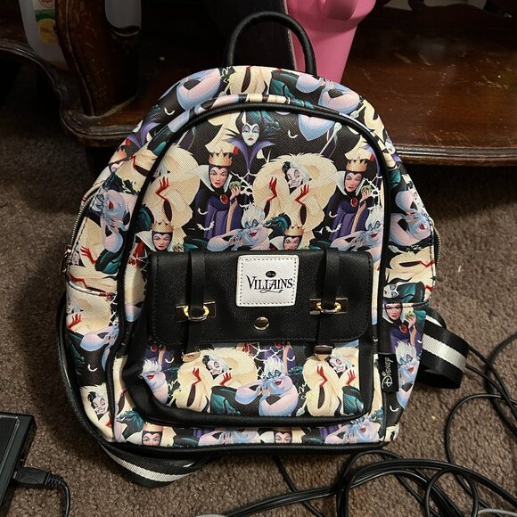 Disney Villains Loungefly Mini Backpack EXCELLENT Condition - Picture 1 of 5